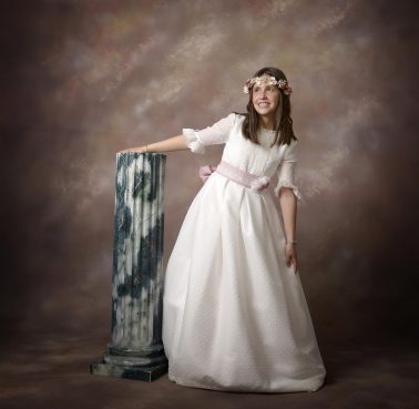 Fotografía de comunión en estudio profesional