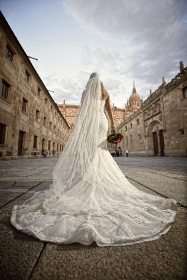 Novios en la Universidad de Salamanca