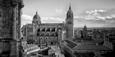 Foto de boda en blanco y negro de Salamanca