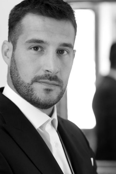 Retrato de novio en blanco y negro